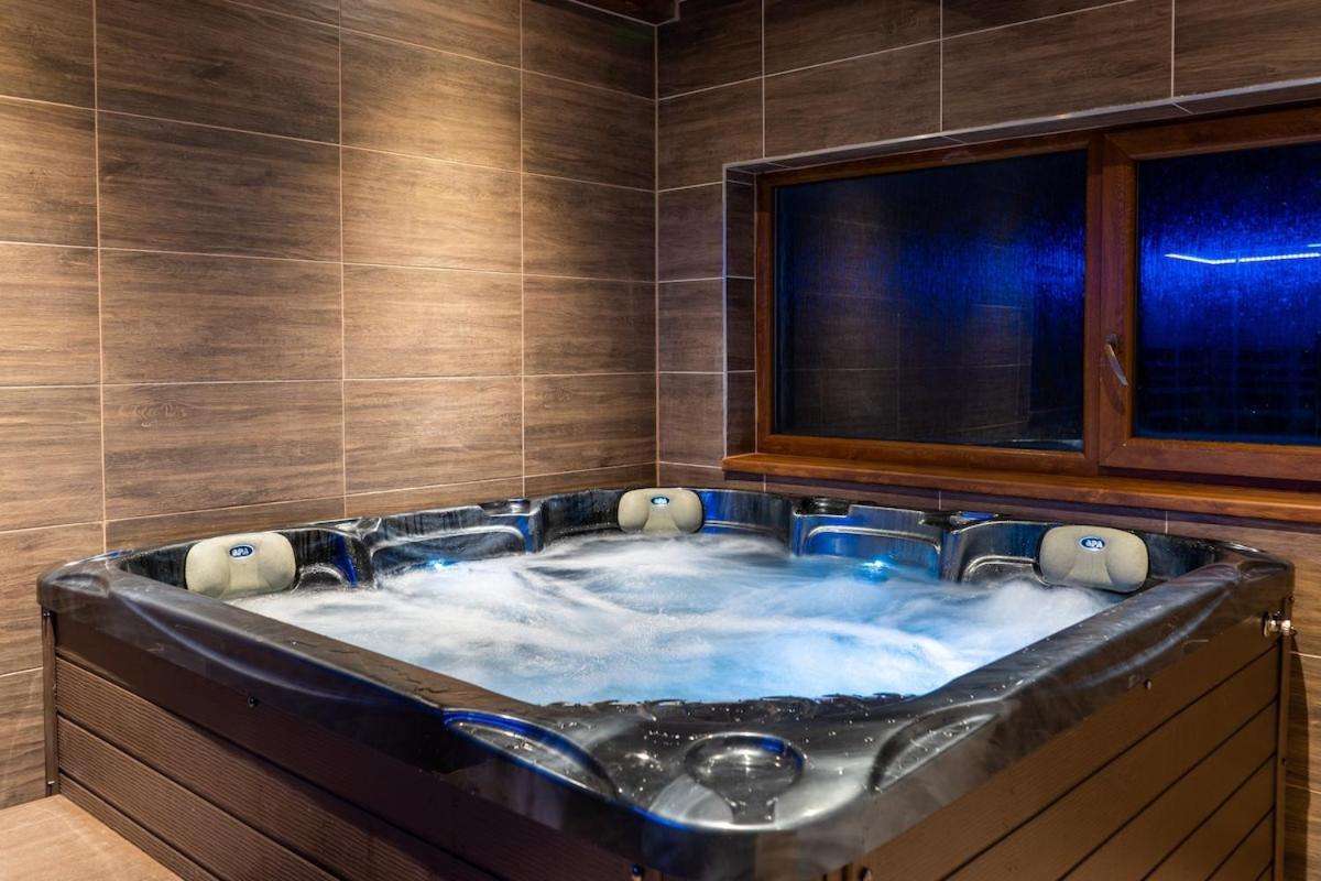 Wellness Se Saunou A Virivkou 2